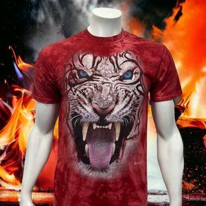 The Mountain Growling White Siberian Tiger Animal Nature Red Tie Dye T-Shirt M
